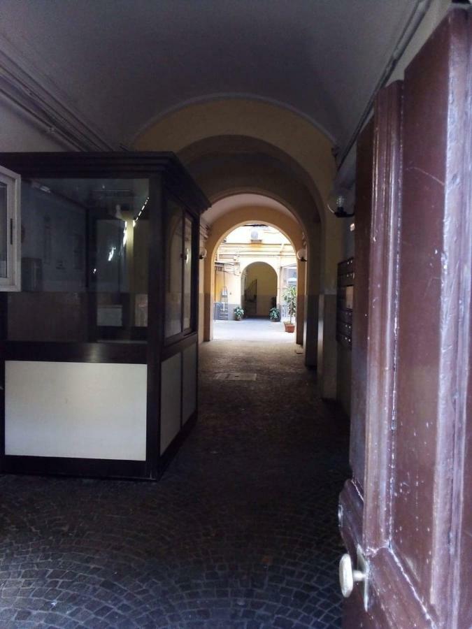 Domus Adriana Nápoles Exterior foto